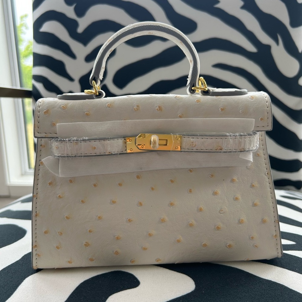 COPY - Kelly bag in ostrich leather